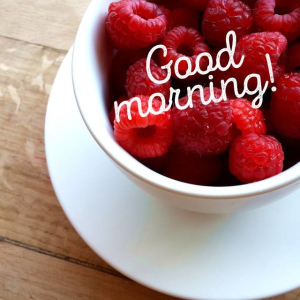 Good Morning With Strawberries-wg015042